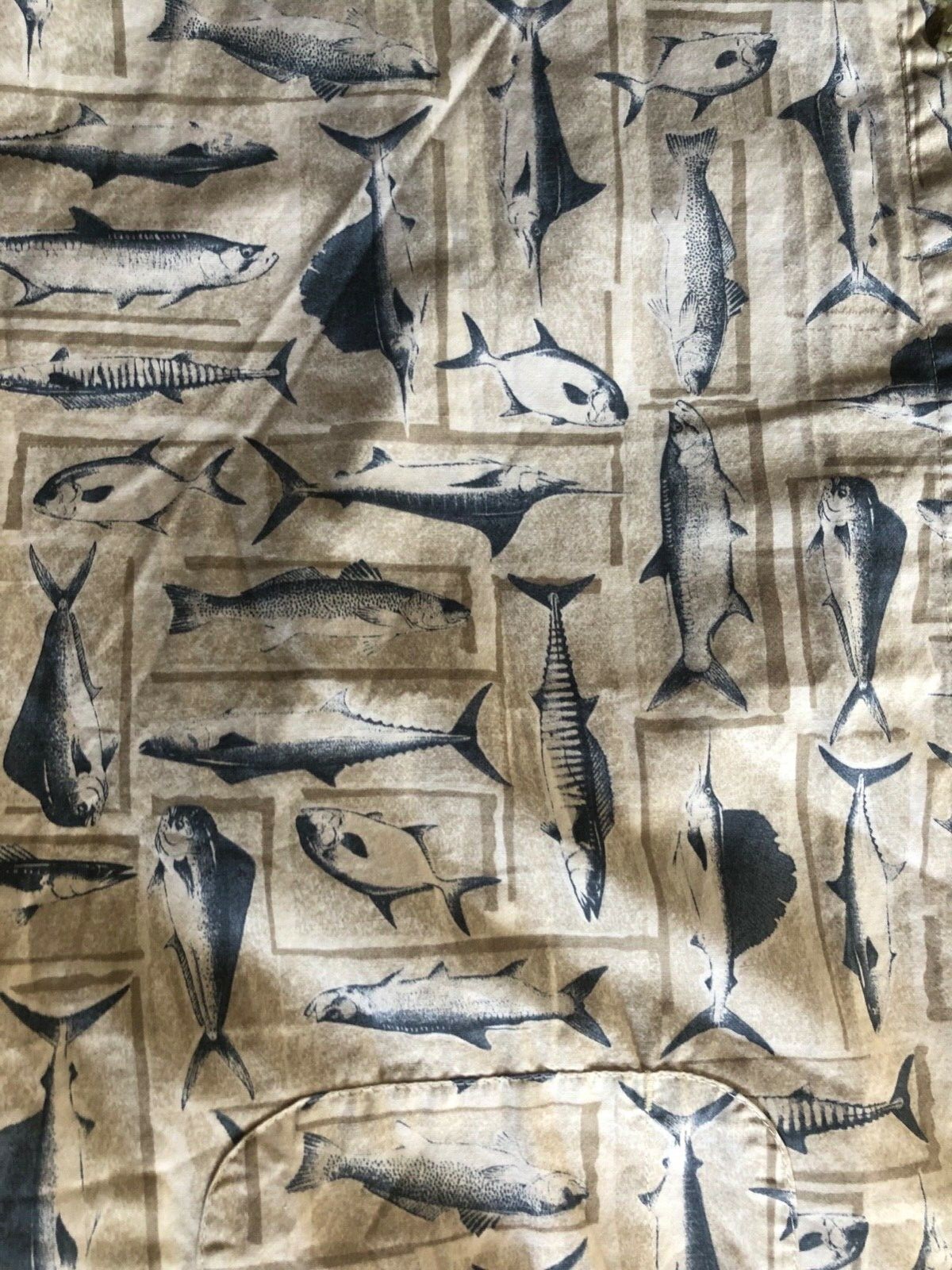 Columbia fish pattern button down polo - image 3