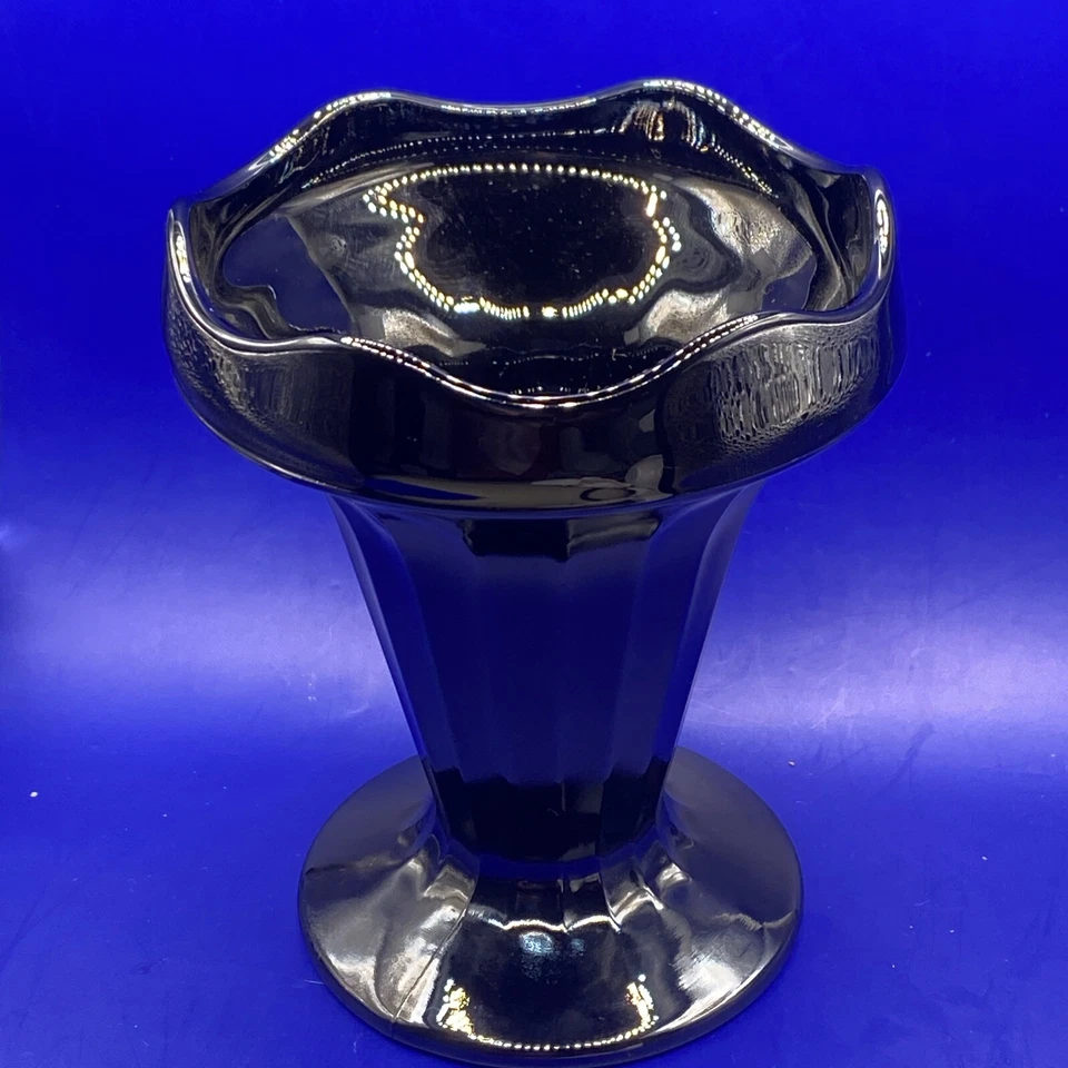 Retro Francés Luminarc Jet Negro Vidrio Festoneado Plato de Helado Repuesto De Colección Foto 2 de 4