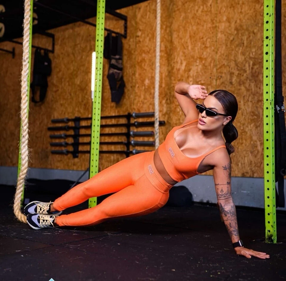 Ladies Gym Wear Womens Fitness Workout Sports Clothes Yoga Vest & Leggings Set - Image 2 of 4