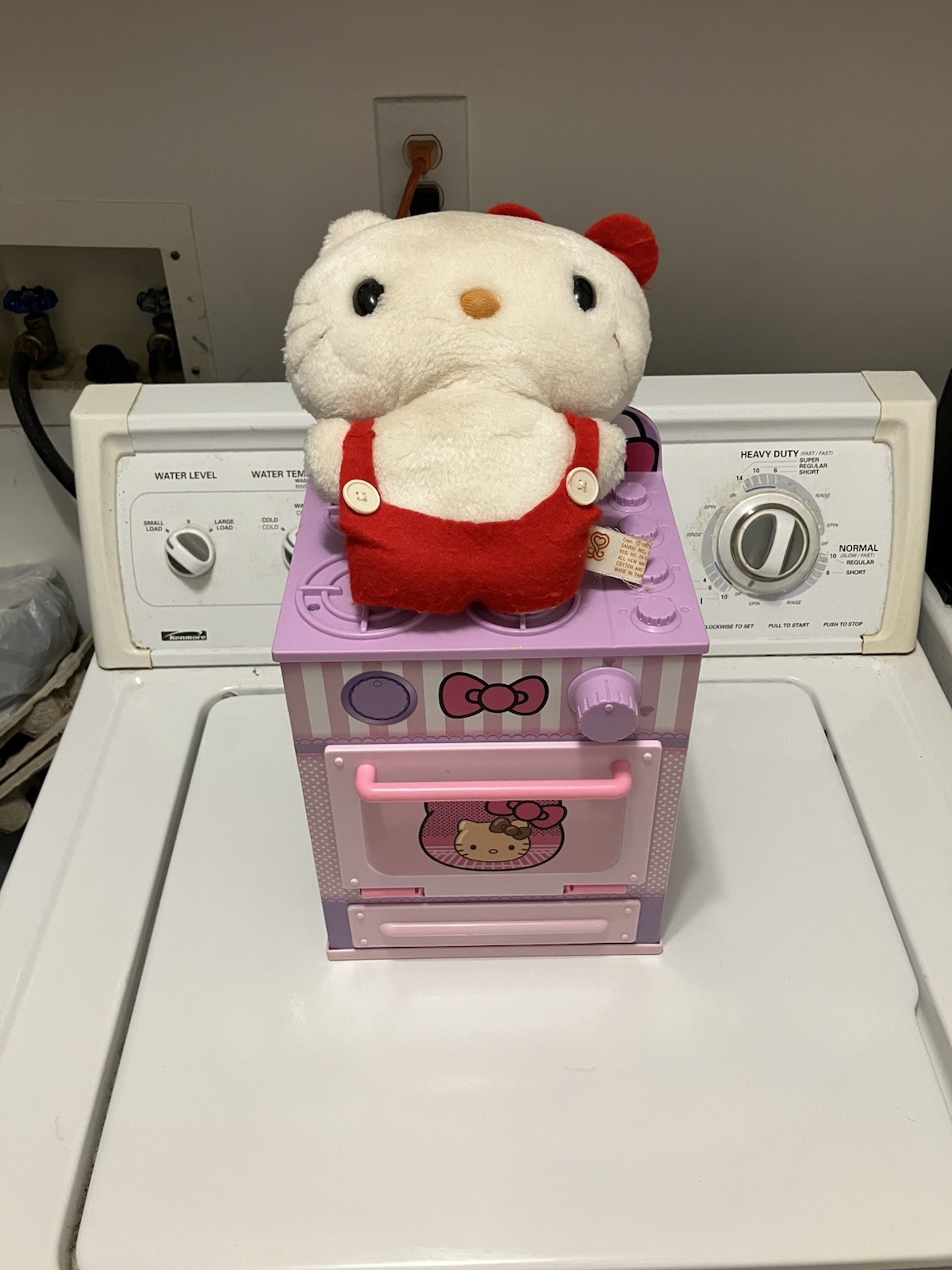 Vintage Hello Kitty Sanrio 1976 Plush&Cookie Oven Bundle Collectible Playset