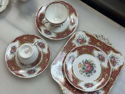 Vintage Foley Bone China England Floral Red Gold 5pc Place Setting