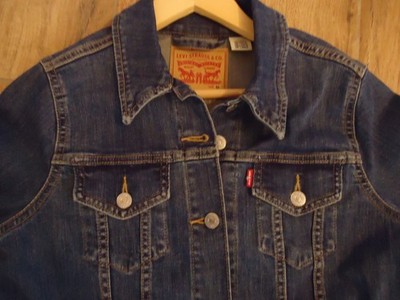 LEVI'S Jeansjacke Denim Jeans Damen Gr. M tolle Waschung mit Eingrifftaschen