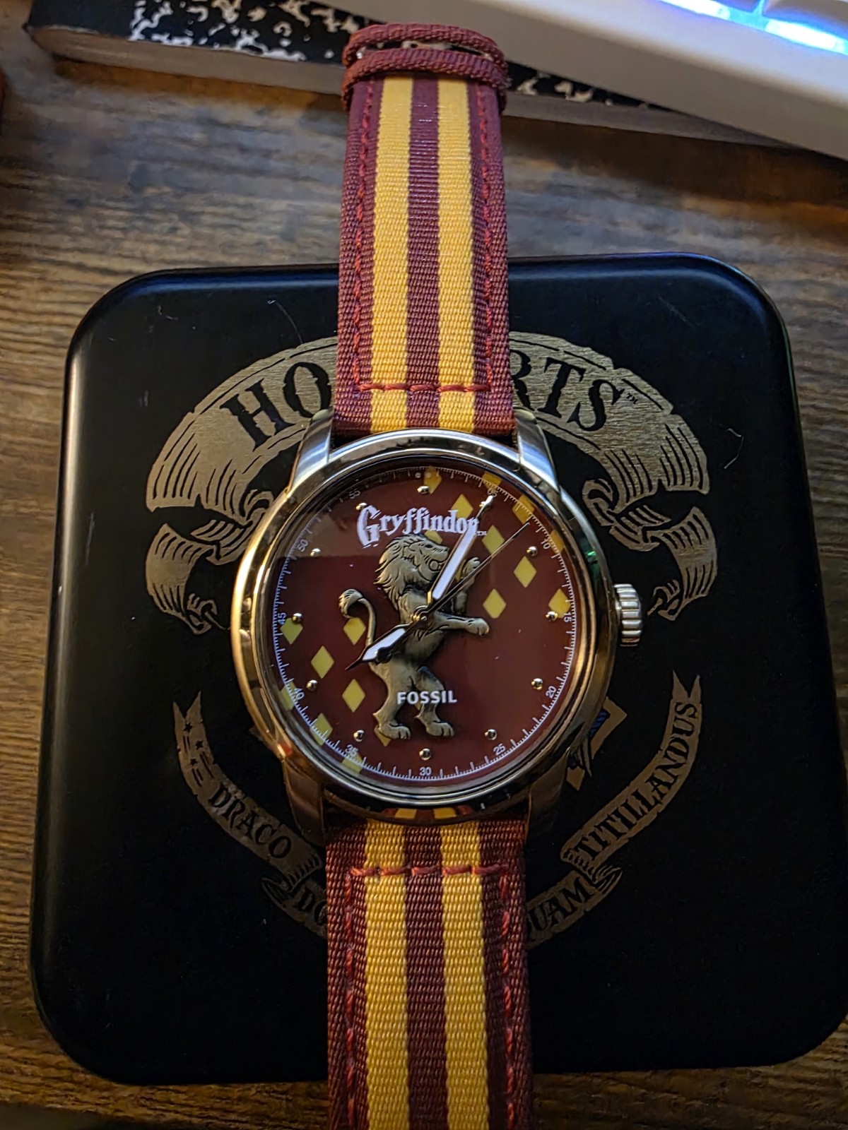 Harry Potter Gryffindor Fossil Watch Limited Edition No. 0616/7348