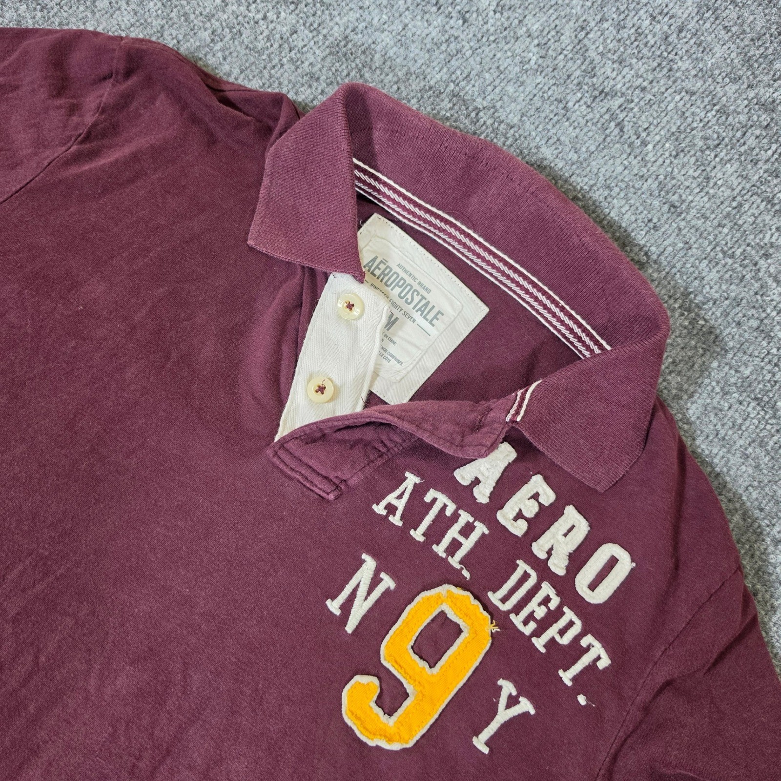 Vintage 2000s Aeropostale Mens Medium Burgundy NY 9 Graphic Polo Shirt Maroon