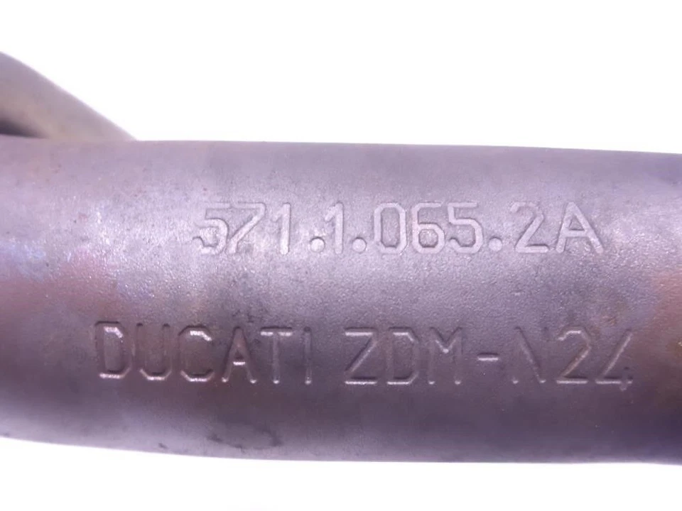 05 Tubo de escape trasero Ducati Monster M 620 57110652A Foto 4 de 4