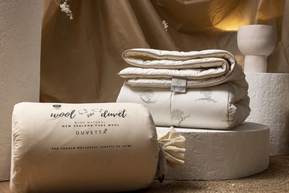 Duvetta 100% Wool Comforter with Cotton Fabric Cover Premium New Zealand Wool - Image 3 of 4