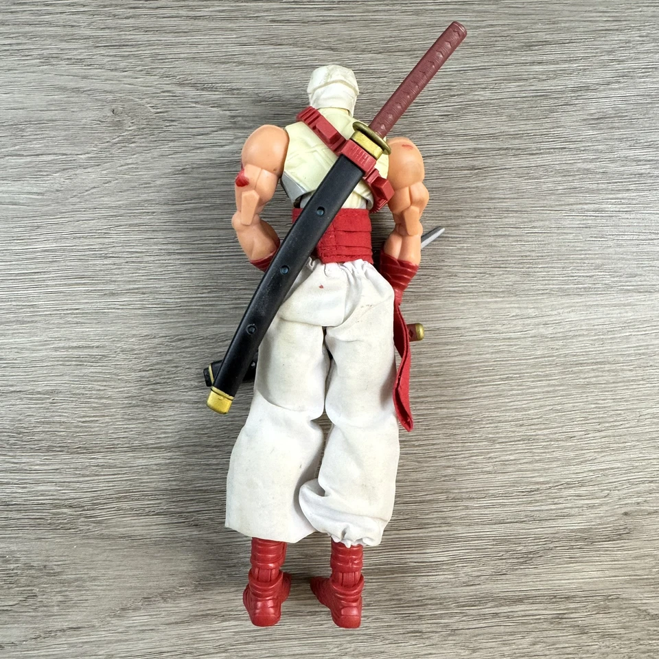 Figura de acción Hasbro GI Joe Code Name Storm Shadow Sigma Six 8" con estuche para armas Foto 3 de 4