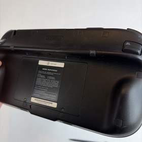 Nintendo WII U Legend Of Zelda Wind Waker HD Gamepad Controller WUP-010 USA