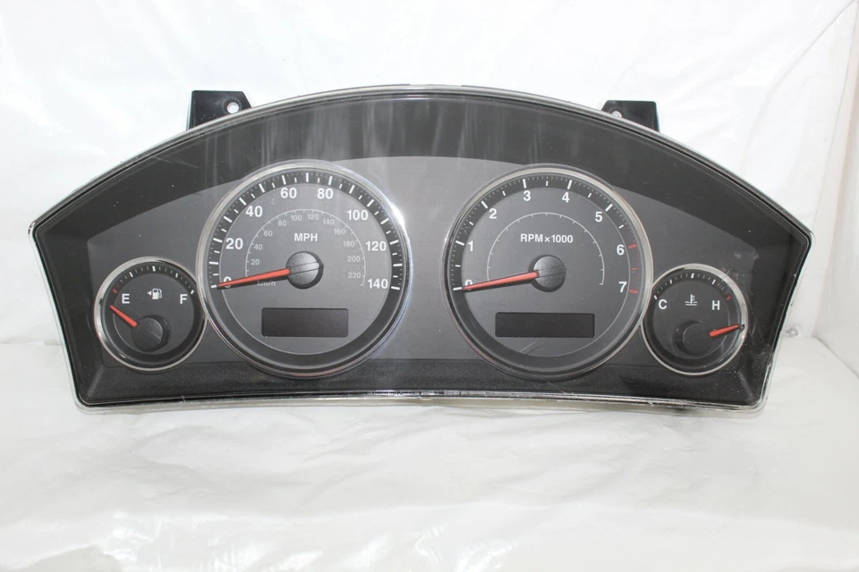 Cuadro de instrumentos velocímetro medidores 06 Grand Cherokee Commander 119.691 millas Foto 2 de 4