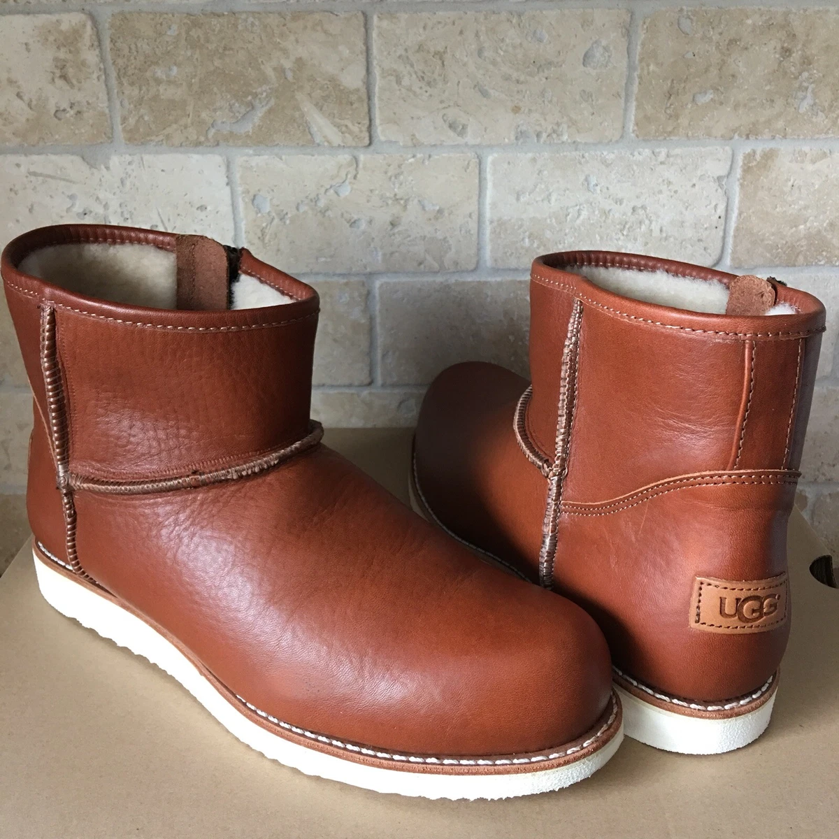 apretado confesar físicamente UGG BOWDEN 1978 COLLECTION LEATHER NATURAL WINTER CLASSIC BOOTS SIZE US 12  MENS | eBay