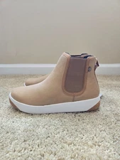 Bogs kicker chelsea ankle boots womens 7.5 tan pull on lightweight