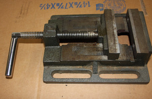 Vintage 4" drill press vise great working order