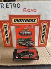 Matchbox Moving Parts 2004 Ford Excursion With Lifting Bonnet New Green