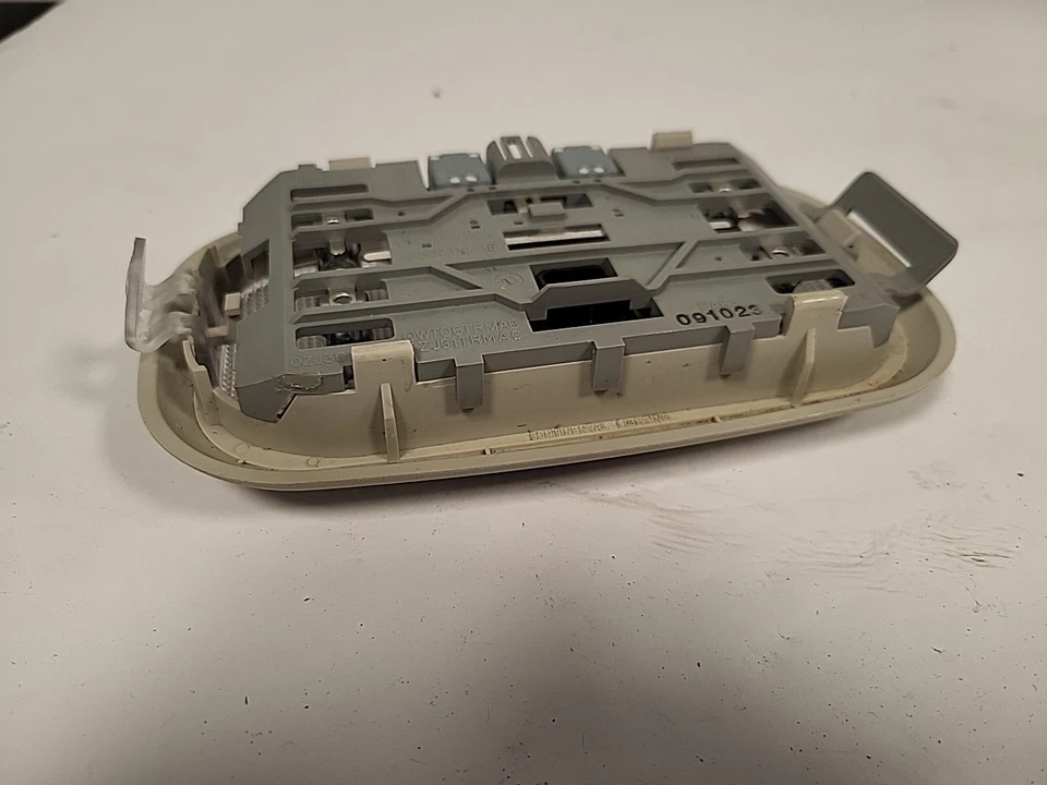 OEM 07-12 Dodge Caliber Front Overhead Console Roof Dome Light Sunroof Switc FF3 Foto 4 de 4