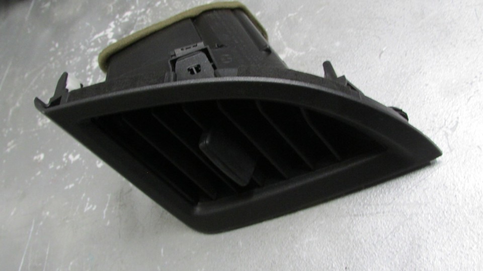 2012-2013-2014 Honda CRV Centre Middle Dash Air Vents RH / 77610-T0A-A1 ...