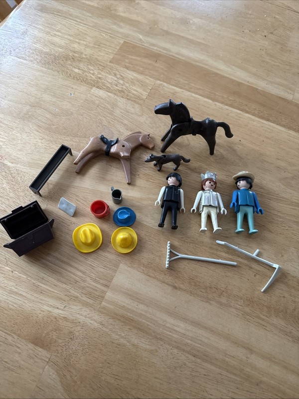 Vintage 1974 Geobra Figures With Horses And Extras