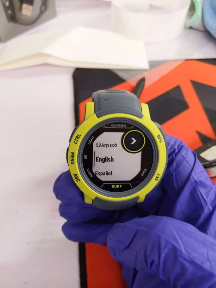 Garmin Instinct 2 Surf Edition - Mavericks - Caja abierta Foto 2 de 2