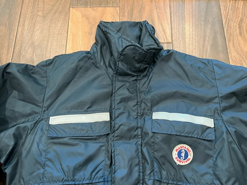 Mustang Survival Flotation Jacket MJ6214 XL Navy USS Vicksburg Naval - Image 2 of 4