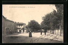 CPA St-Georges-de-Reneins, Le Boulevard 