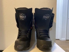 thirty two snowboard boots womens size 7 WORN ONLY TWICE heat moldable liners