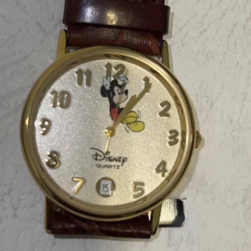 VINTAGE NIB MICKEY MOUSE WATCH “RARE” - Picture 2 of 9