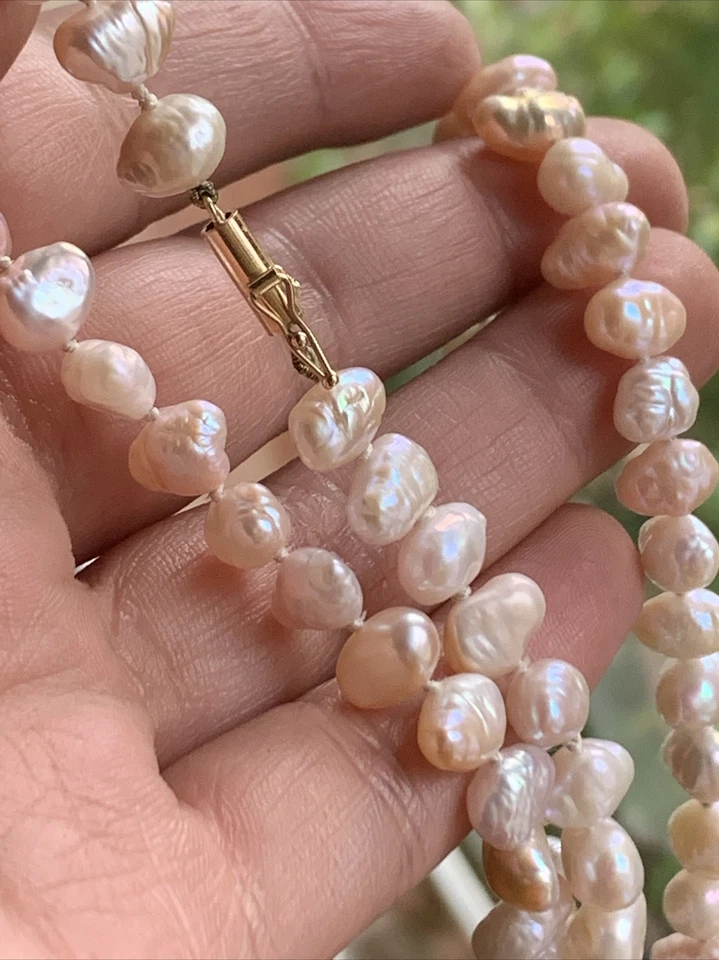 "Collar vintage de 8 mm anudado a mano de perlas barrocas de oro de 14 k cierre de barril 18""" Foto 4 de 4