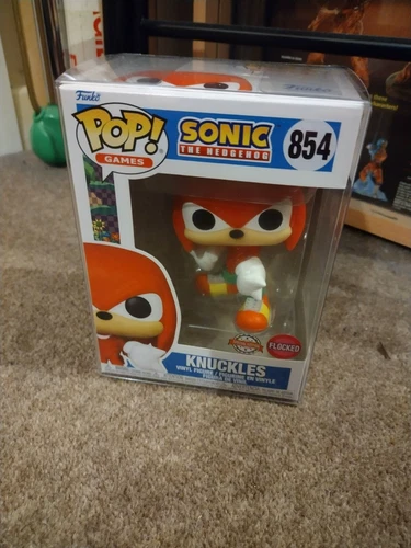 Funko Pop! Games Sonic the Hedgehog Knuckles Flocked 854 MINT + Protector