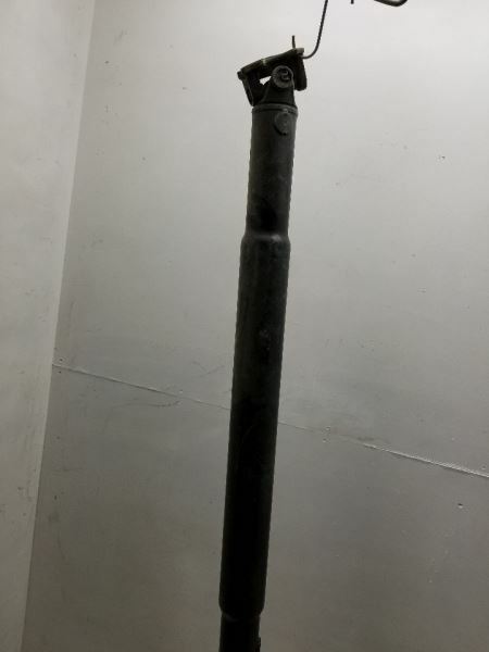 Rear Drive Shaft 2wd 8 Cylinder With Crew CAB 4 Door Fits 05-06 Toyota