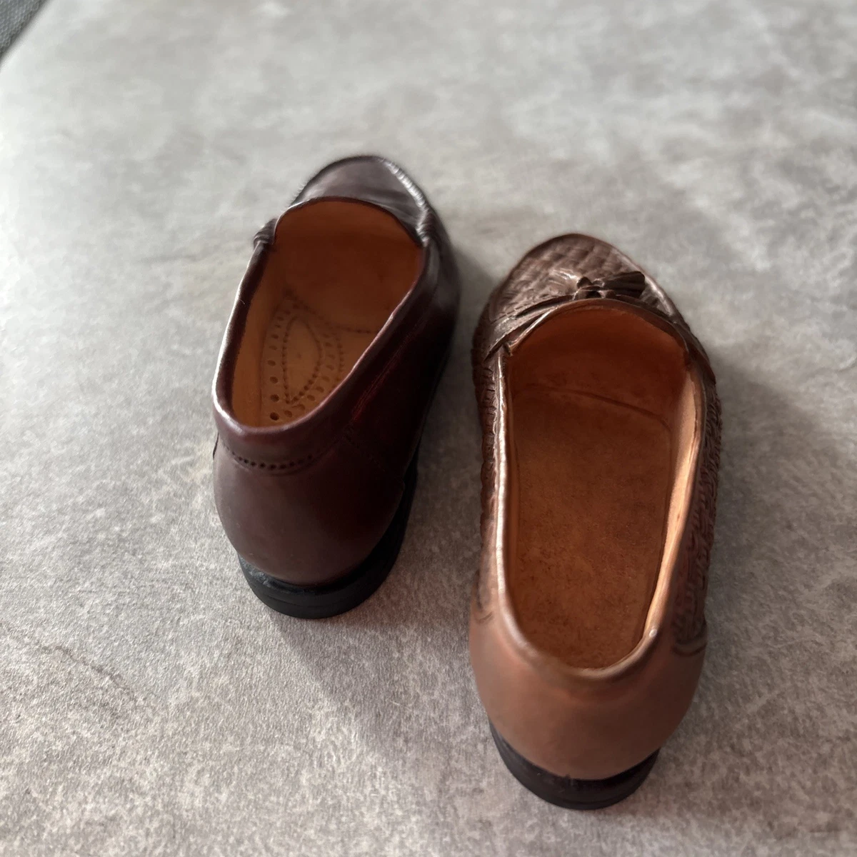 Achtung Sammler: Just the right Shoe - zwei Miniaturen abzugeben