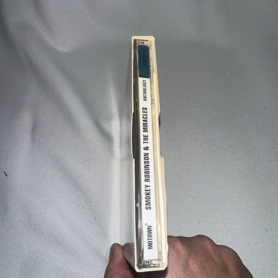 Smokey Robinson & the Miracles Anthology 2-CD Set with Booklet 1995 - Image 4 of 4