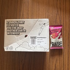 Raise Raspberry Clusters of nuts natural ingredients 12 X 35g Best by 05/2026