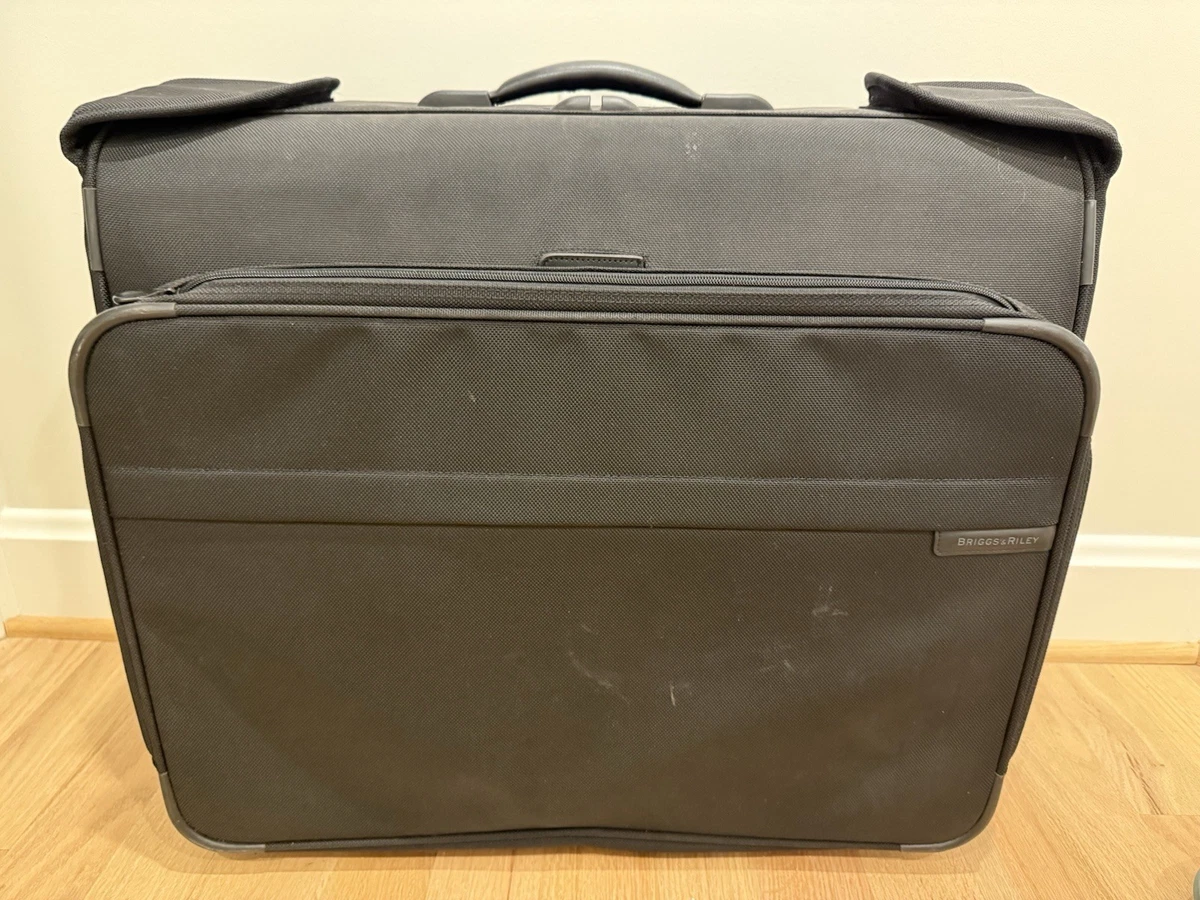 Сумки для одежды Briggs & Riley для путешествий - огромный выбор