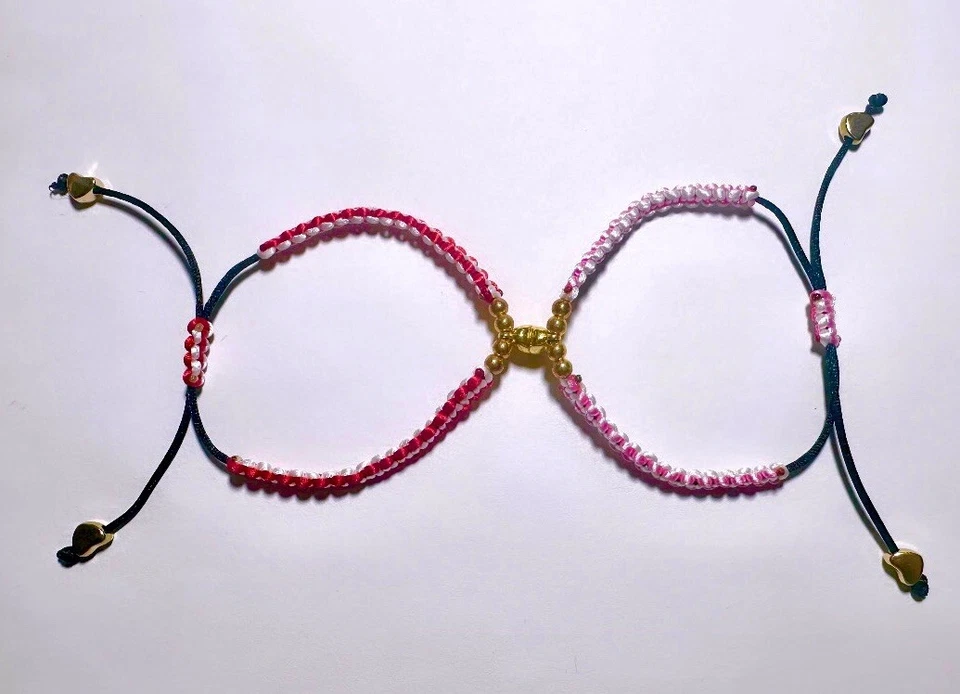 Mickey Y Minnie Mouse Disney Pulsera de corazón magnético Amor Imán a juego Rosa Foto 2 de 4