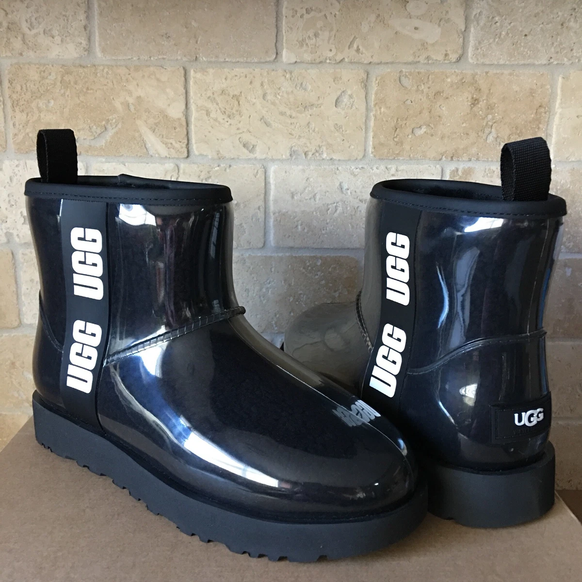Ugg classic top mini waterproof black
