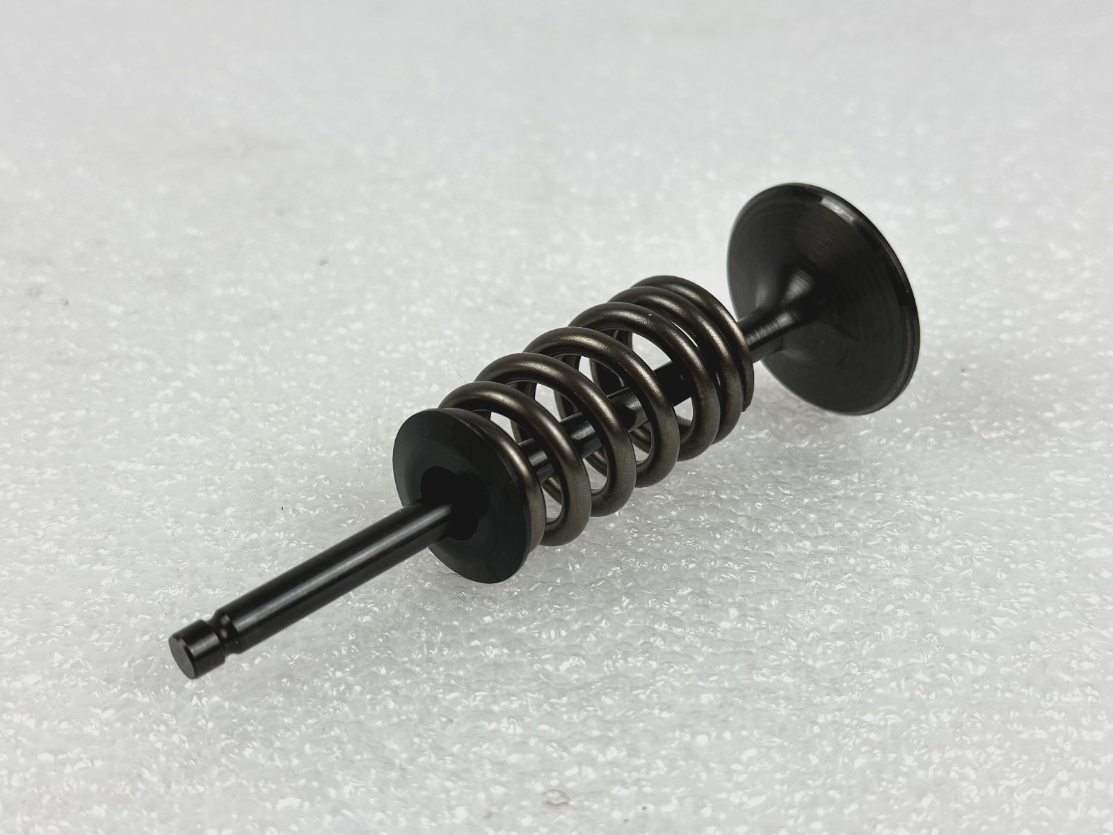 Mclaren 720 570 600 intake valve with spring and tappet used