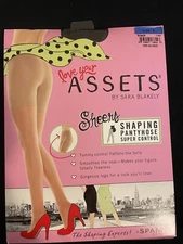 love your assets by sara blakely. Size 4