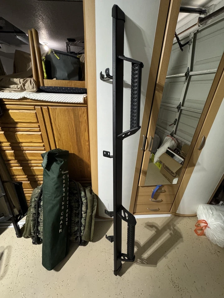 estriberas de aluminio Toyota Tacoma 2024-2025 doble cabina doble cabina Foto 2 de 4