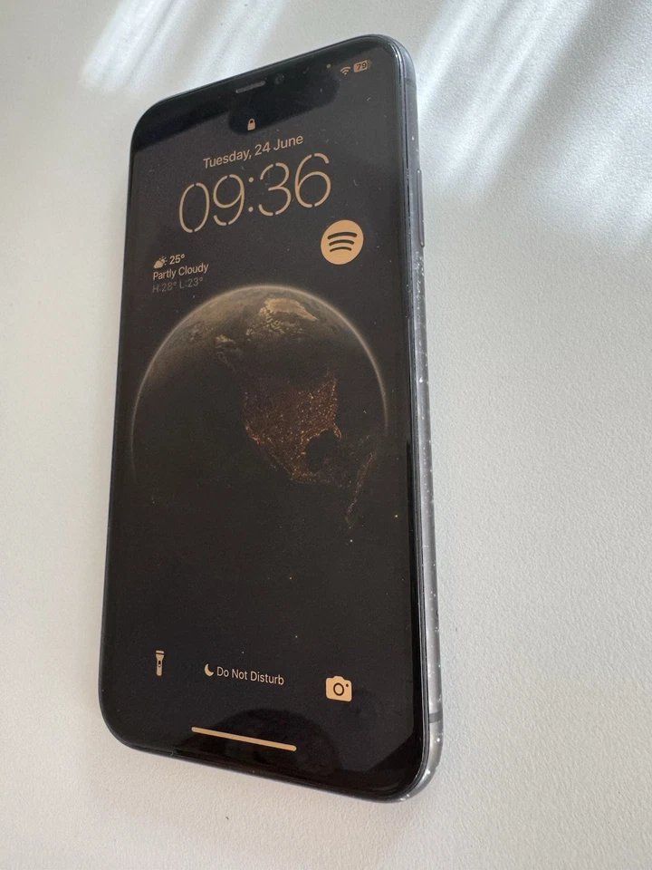 Apple iPhone 11 · 128GB, Foto 1 von 5