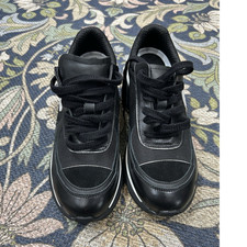 Black Leather Low Top Lace Up Athletic Sneaker for Unisex Adults