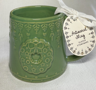 Sunday Morning Ceramics Mug COFFEE TEA WREATH GREEN CHRISTMAS HOLIDAY NWT
