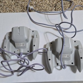 SEGA Dreamcast White Console Bundle NTSC-U/C 2 Controllers 2 VMUs Keyboard AV