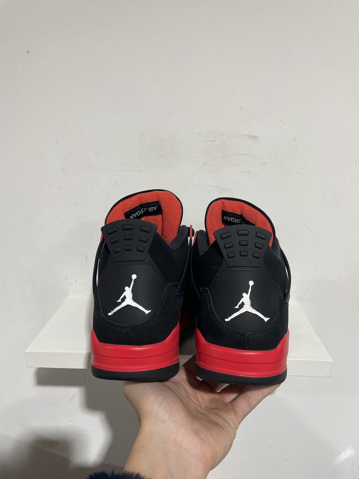 JORDAN 4 RETRO RED THUNDER SIZE 13 PREOWNED