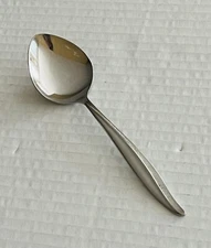 Oneida Oneidacraft Deluxe Stainless Texture Sugar Spoon Glossy Textured Line
