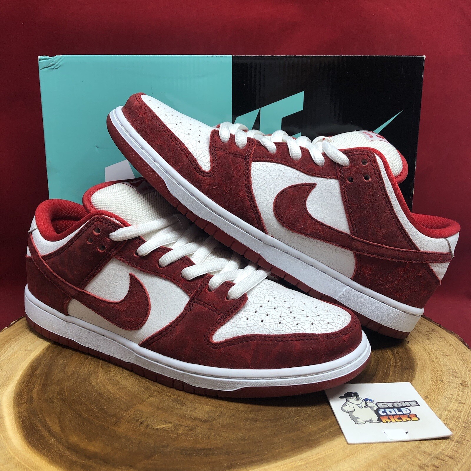 Nike SB Dunk Low Premium Valentines Day 