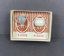 1940 H Fishlove & Co. Tom & Paul - The Pott Brothers Novelty Chicago USA Mini’s