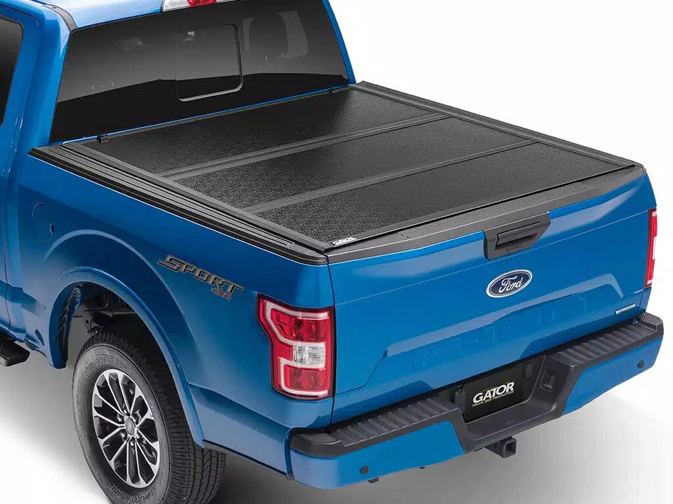 Gator EFX Hard Tri-Fold Tonneau Cover Fits 2019-2022 Ford Ranger 5 Ft Bed - Image 2 of 4