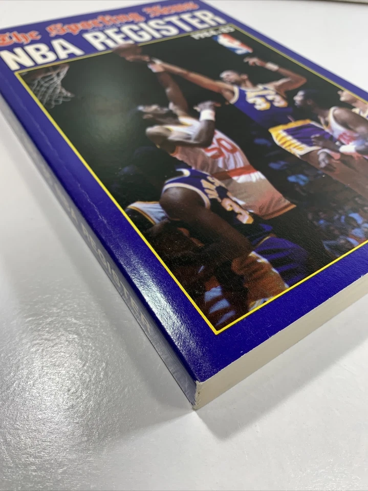 1984-85 The Sporting News Registro NBA---KAREEM ABDUL JABBAR LOS ANGELES LAKERS Foto 4 de 4