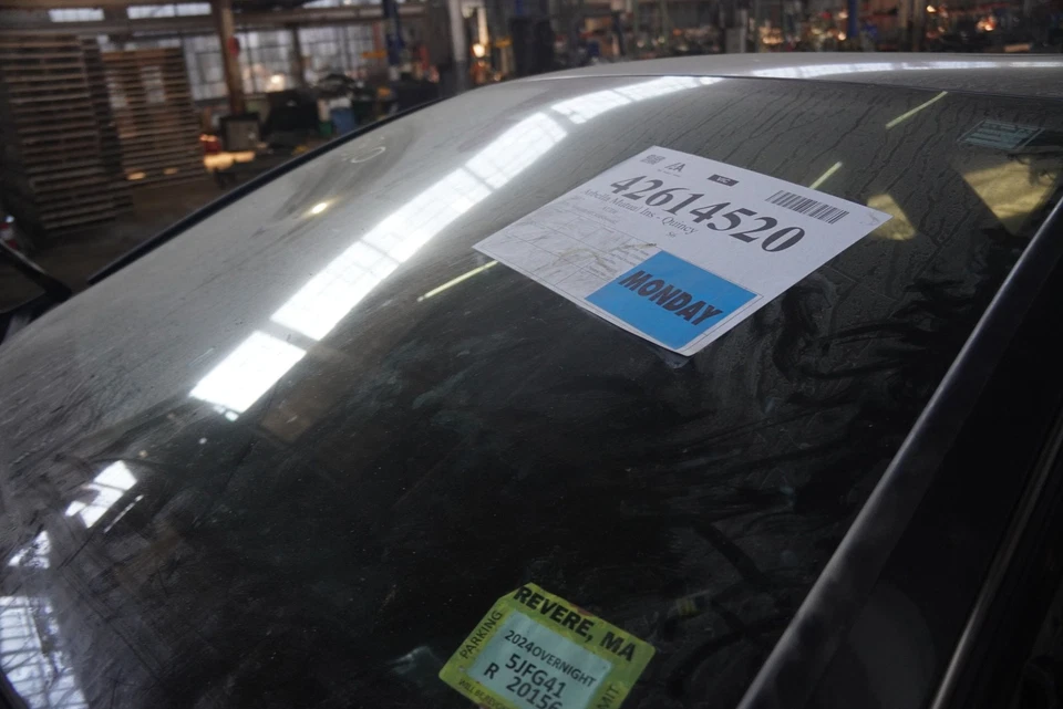 Local Pickup! Front Windshield Window Glass 4G0845099HNVB OEM Audi S6 2013-17 A6 - Image 2 of 2