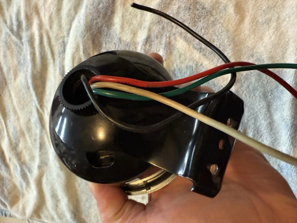 Sunpro Super Tach II Digital Tachometer White Face 0-8000 RPM - Image 4 of 4