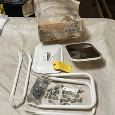 New GM 986832 Chevy GMC WEST COAST Deluxe TOW MIRROR Set RH LH With Brackets